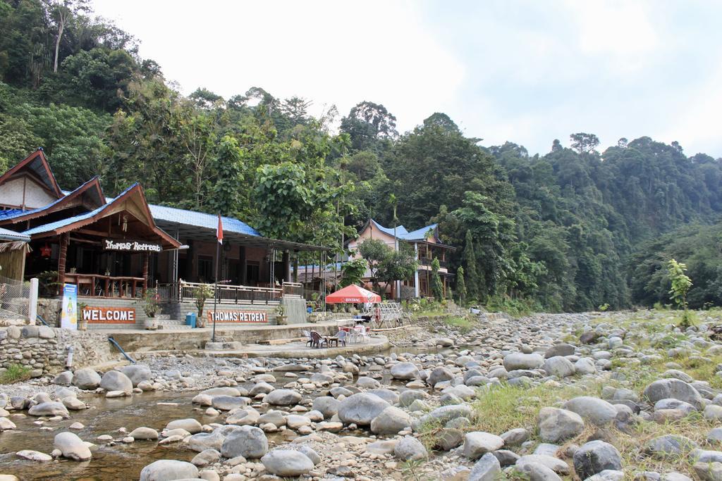 Hotel Thomas' Retreat Bukit Lawang Zewnętrze zdjęcie